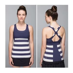Lululemon Run Stuff Your Bra Luxtreme Tank Navy Blue White Stripe Top Size 6 EUC